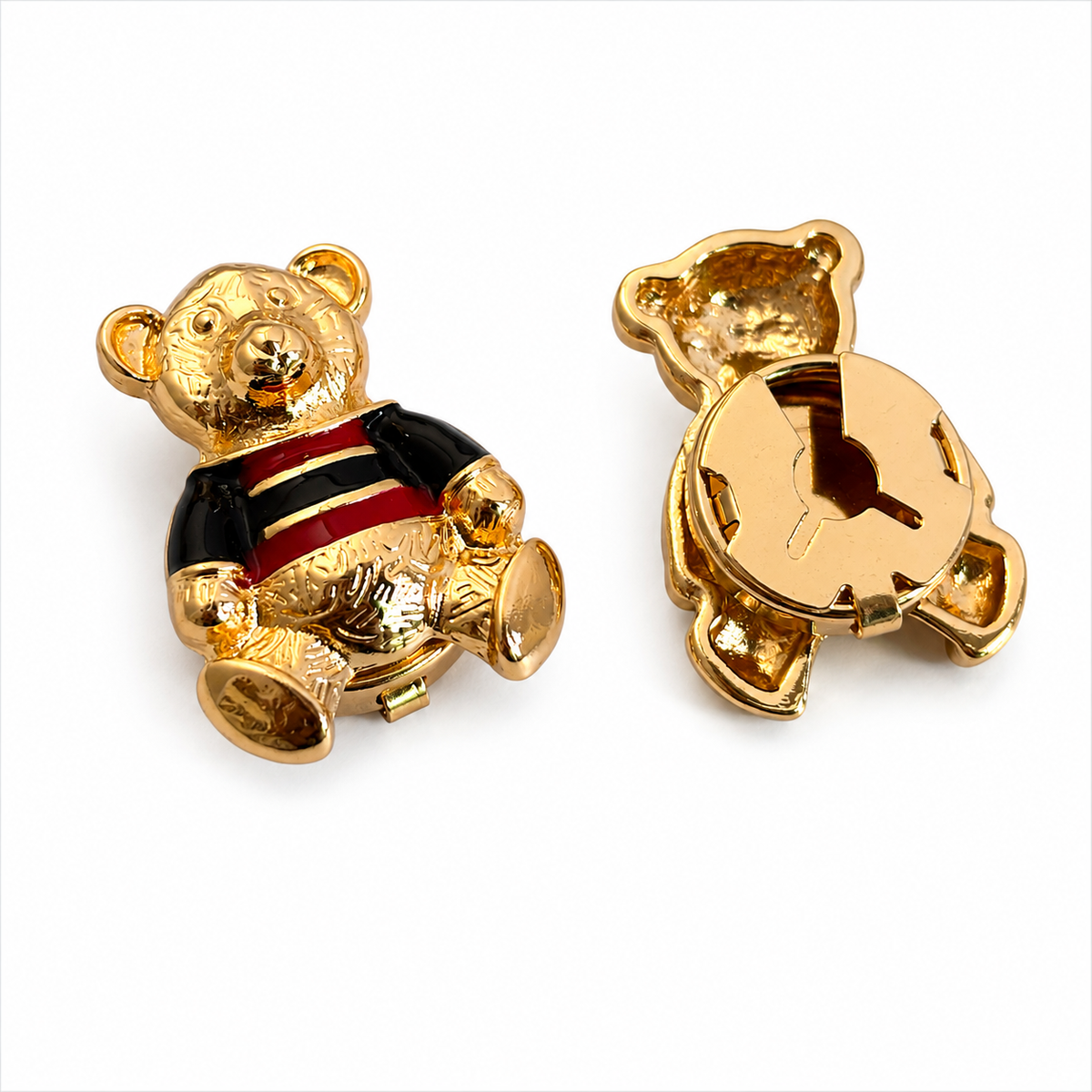 Retro enamel heart-shaped button cover
