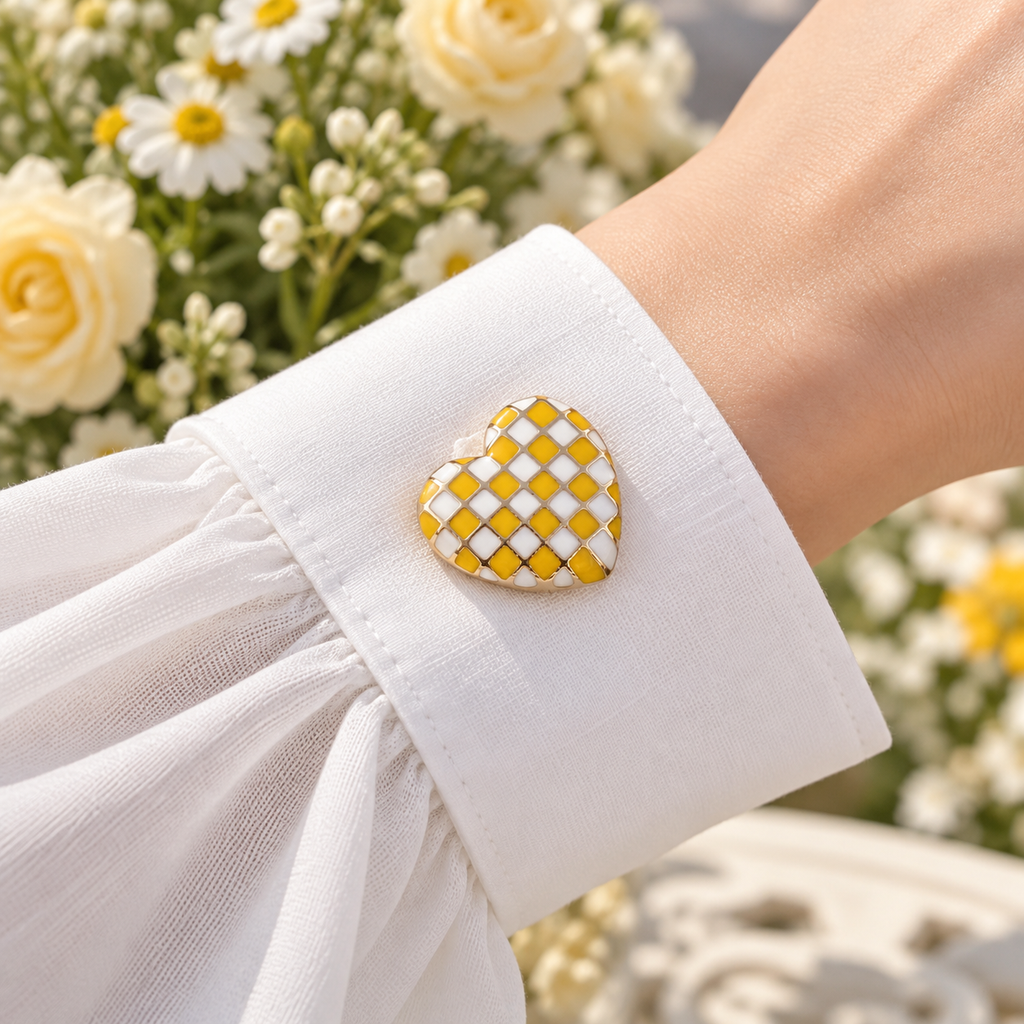 Checkered enamel contrasting heart-shaped button cover cufflinks